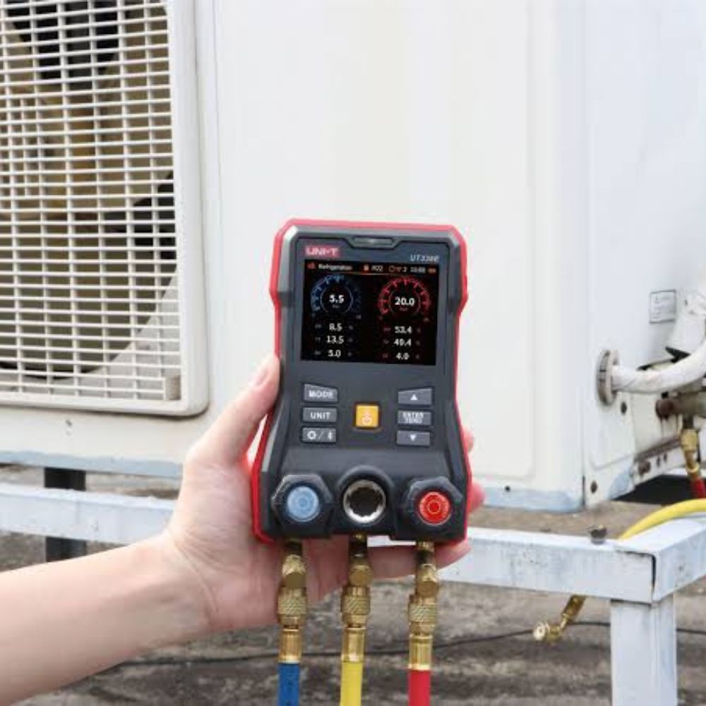UNI-T UT336E KIT Digital Manifold Gauge with Wireless Temperature Clamps
