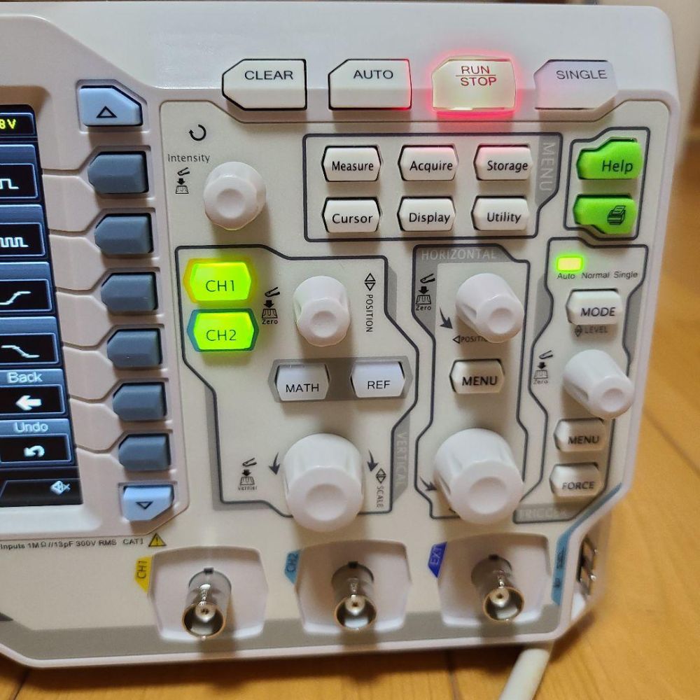 RIGOL DS1102Z-E digital oscilloscope Front Panel Closeup View