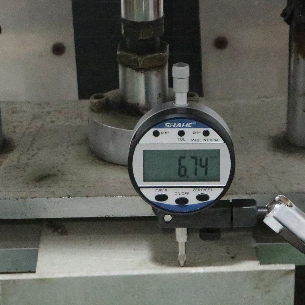 SHAHE 5307 Digital Dial Indicator Magnetic Base Measurement Action - Runout Straightness Testing Electronic Precision Gauge Machining Setup.