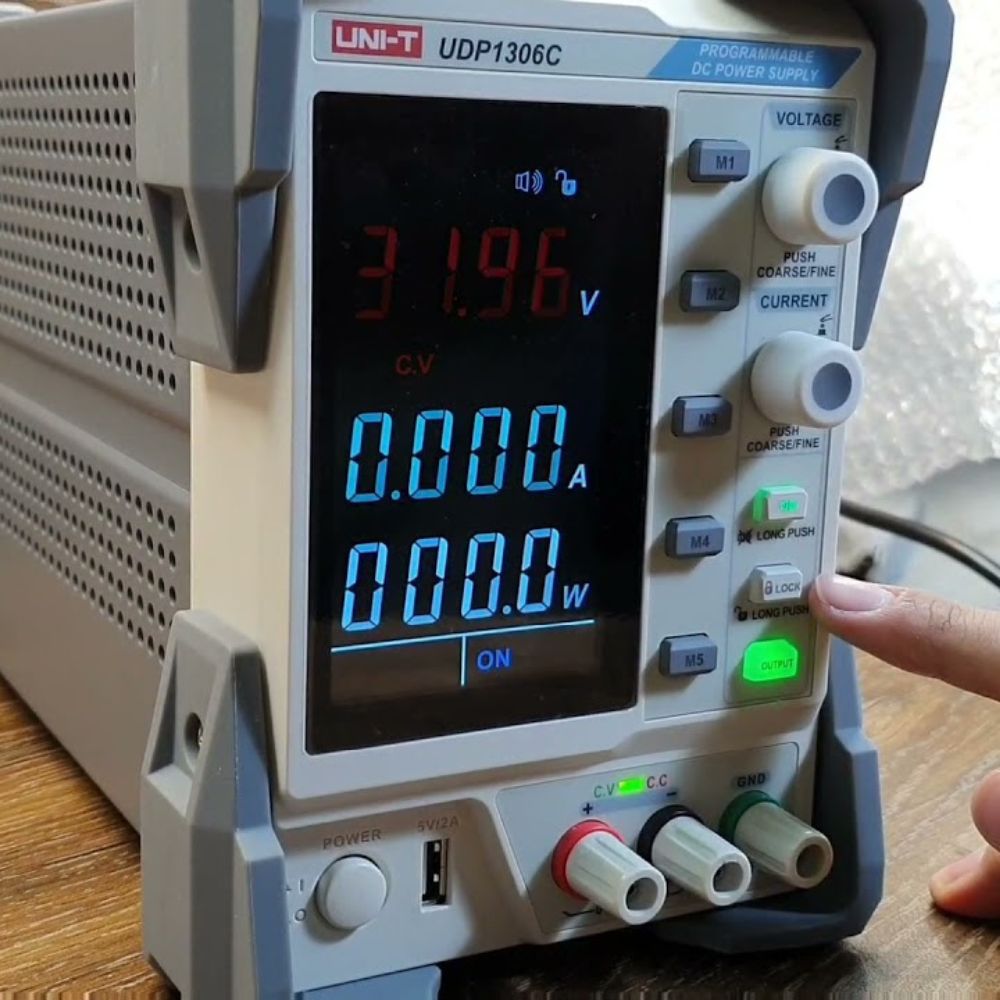 UNI-T UDP1306C single-channel linear DC PSU testing digital multimeter – accurate bench power source for meter calibration and electronics troubleshooting.
