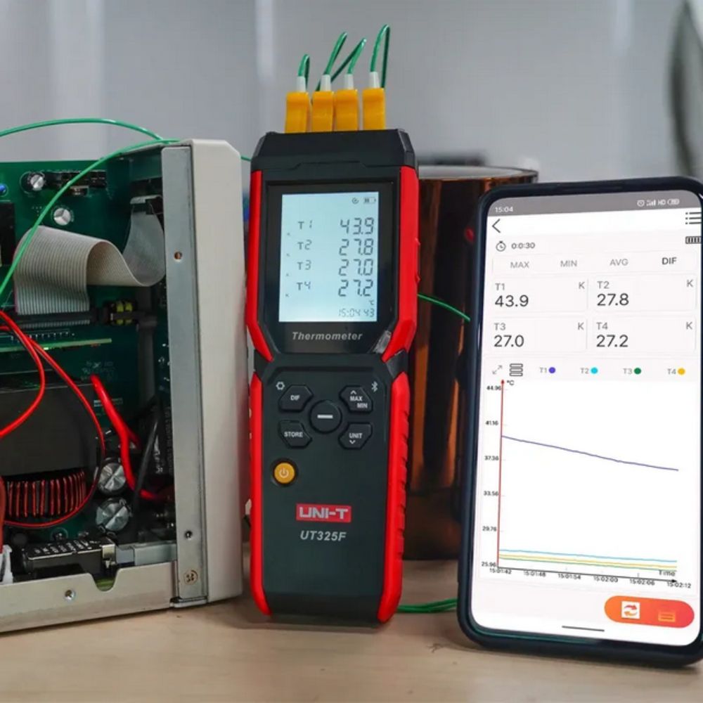 Wireless thermocouple data logger UNI-T UT325F showing live 4-channel temperature readings synced with the Smart Measure Bluetooth mobile app.